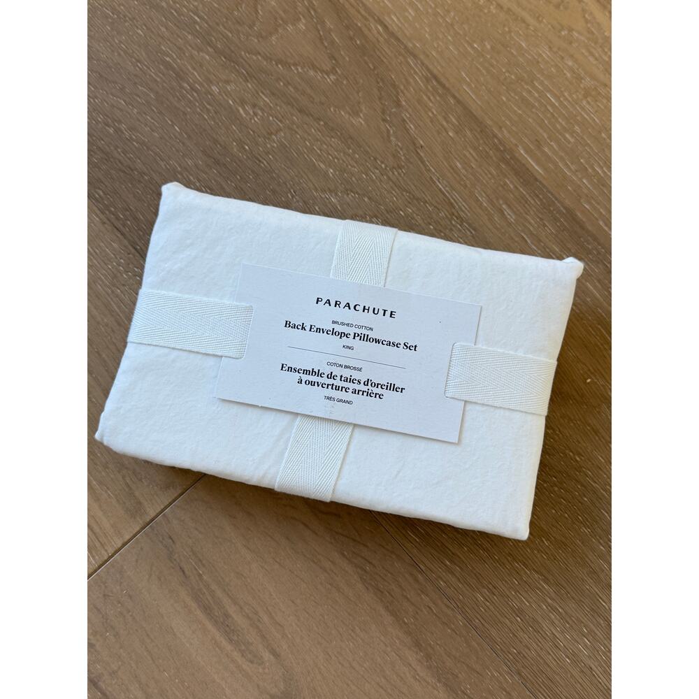 New Set of 2 Parachute Home Standard Brushed Cotton Back Open Pillowcases White